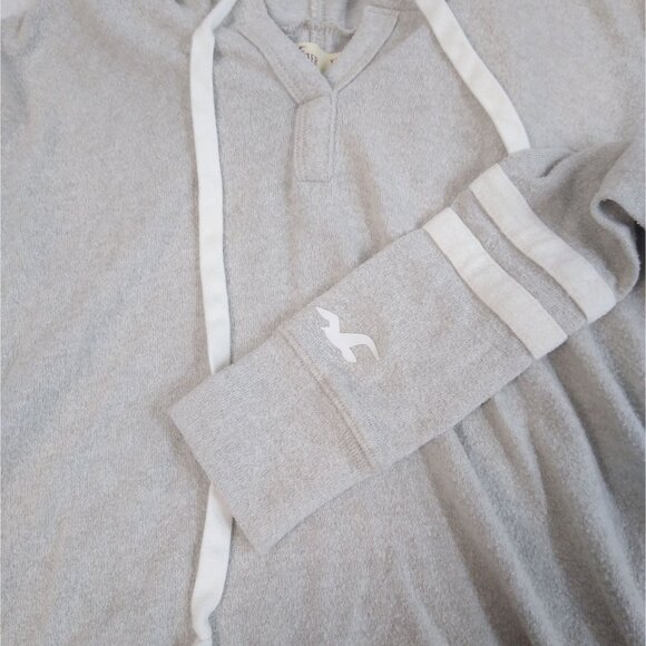 Hollister California XS Gray Hooded Long-Sleeve Top Striped Sleeves & Drawstring - Picture 6 of 8